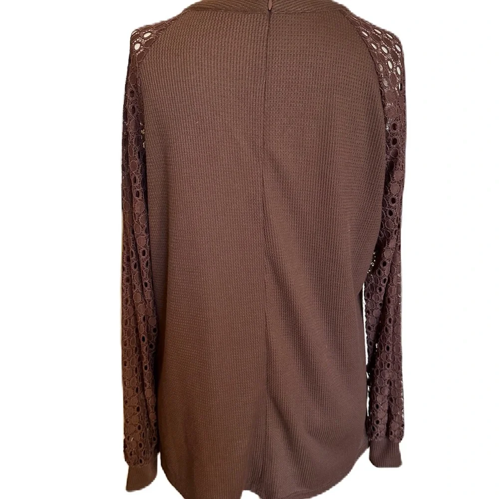 Miholl Thermal Lace Sleeve brown Long Sleeve Top. Size Large